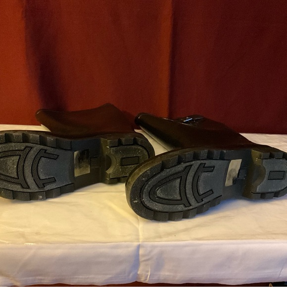 Black Glossy Rain Boots - Picture 6 of 6